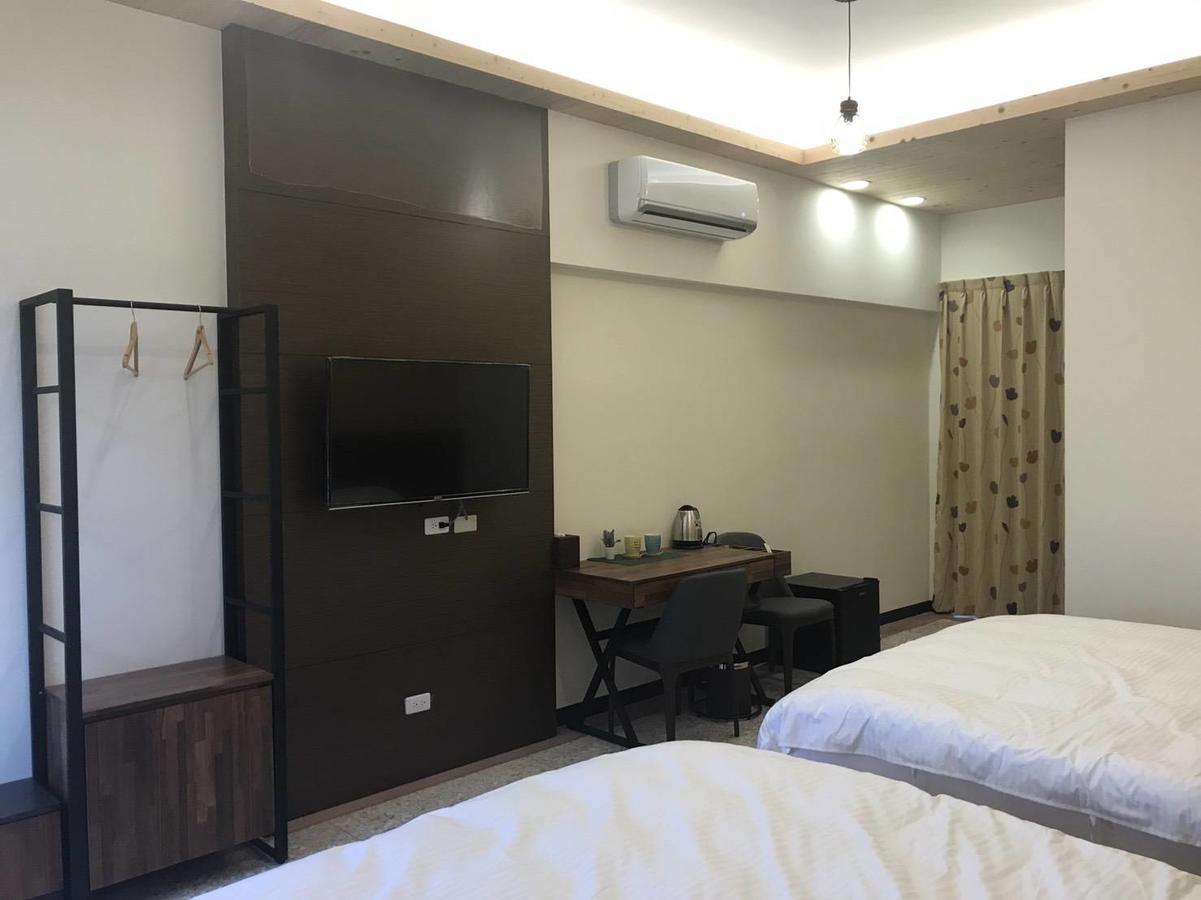 Brown No.3 B&B Chishang Buitenkant foto